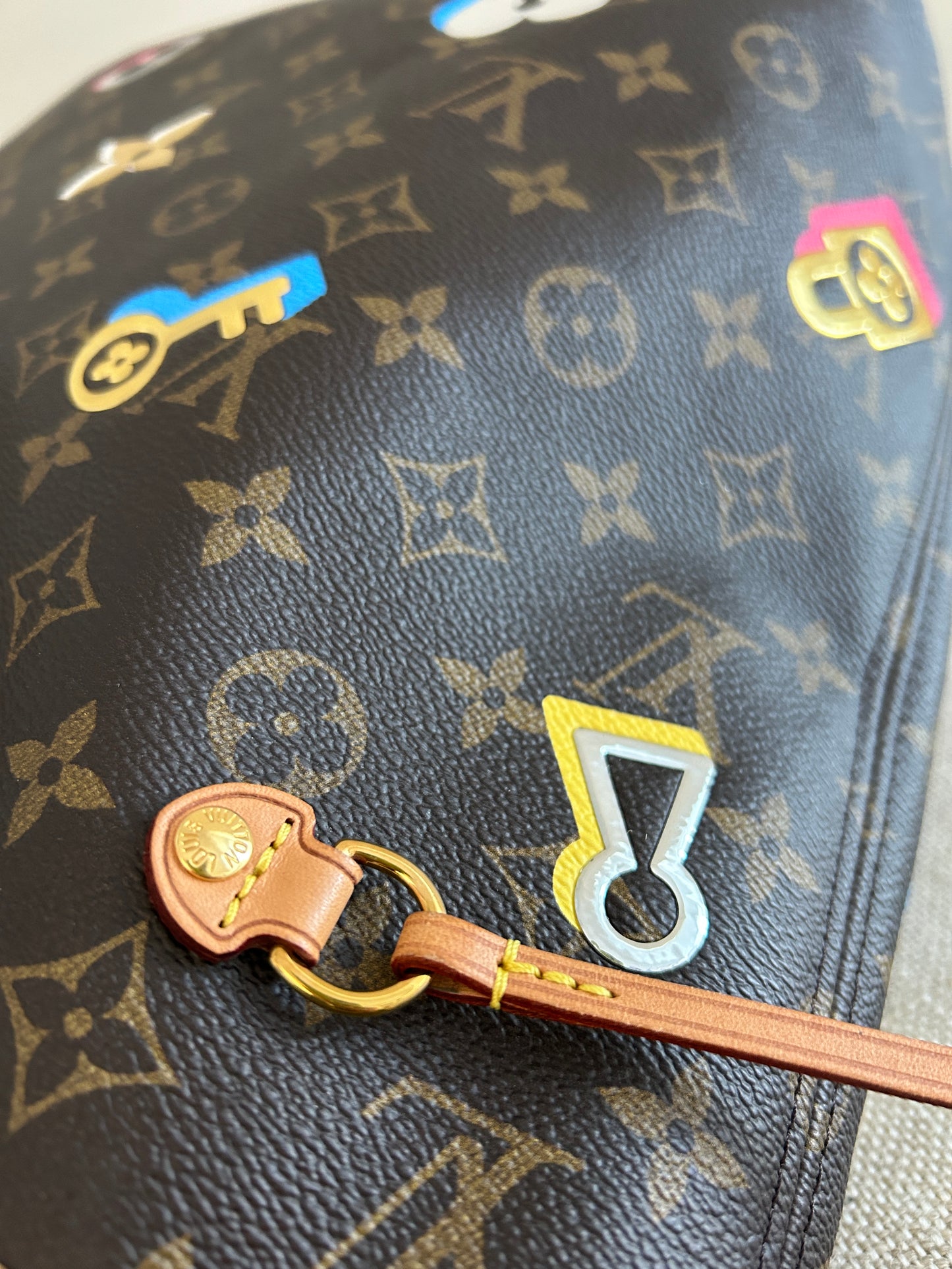 Louis Vuitton Neverfull Limited Edition Love Lock Monogram MM