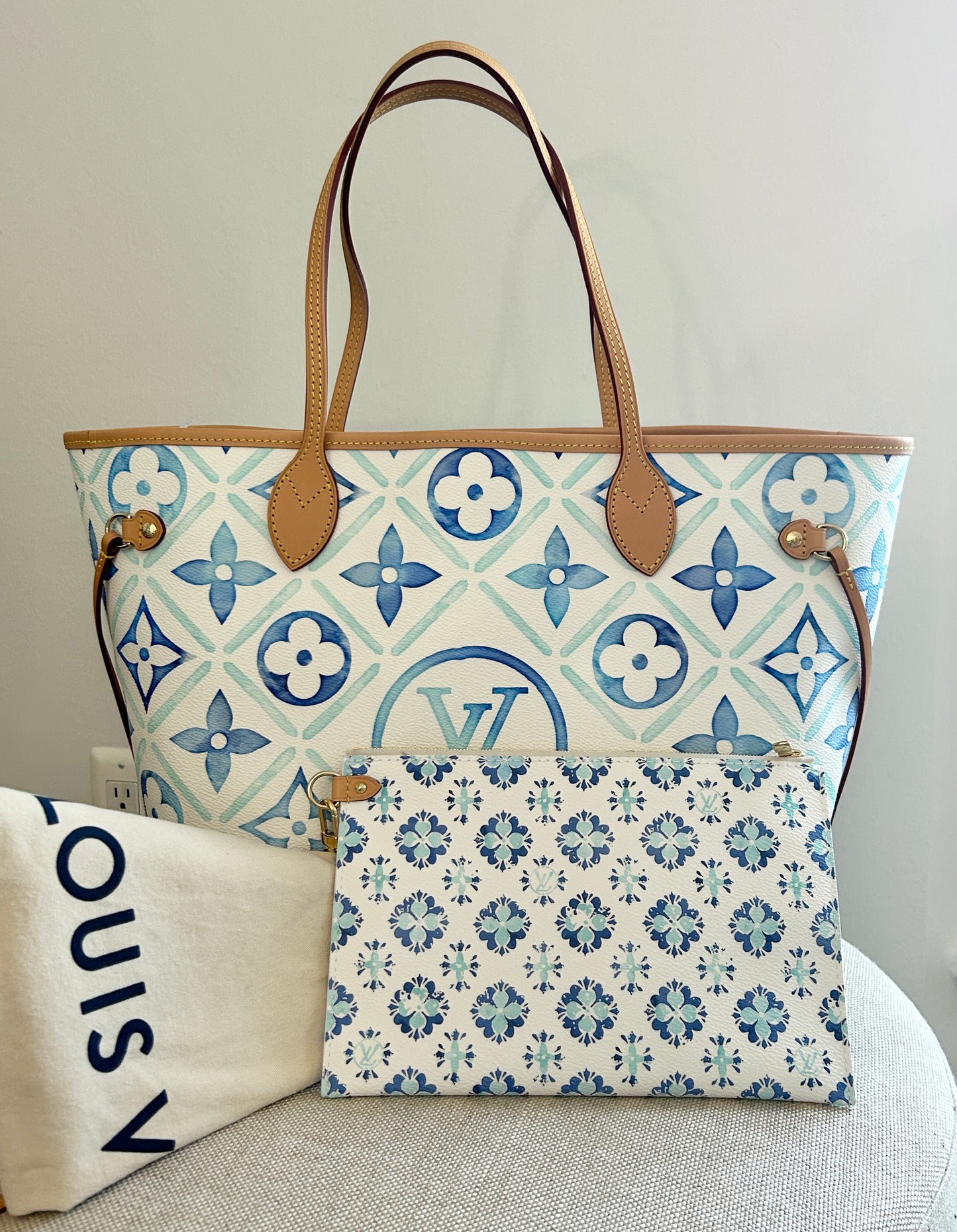 Louis Vuitton Neverfull By The Pool Lagoon -Limited Edition
