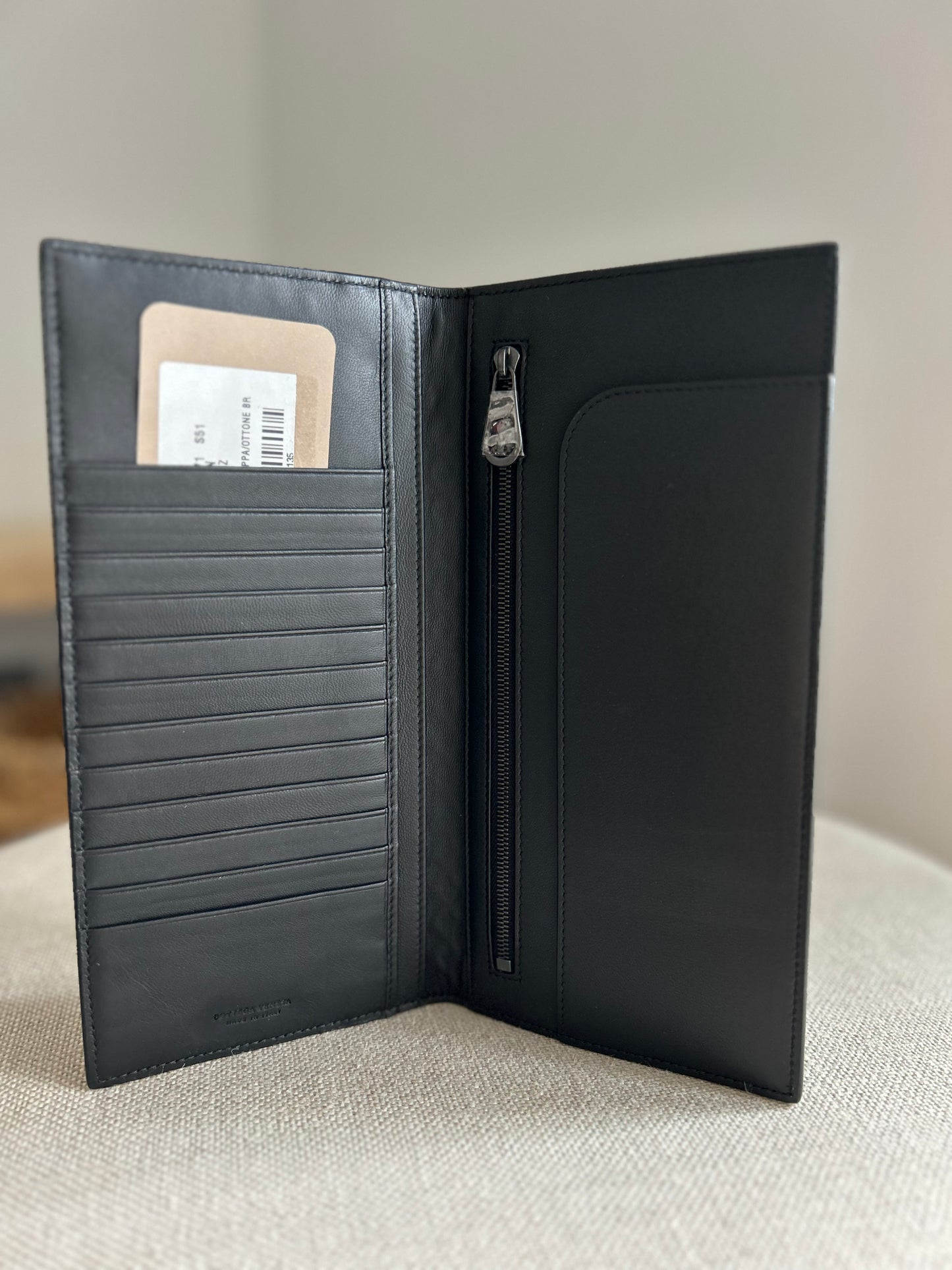 Bottega Veneta Unisex Intrecciato Woven Black Leather Long wallet