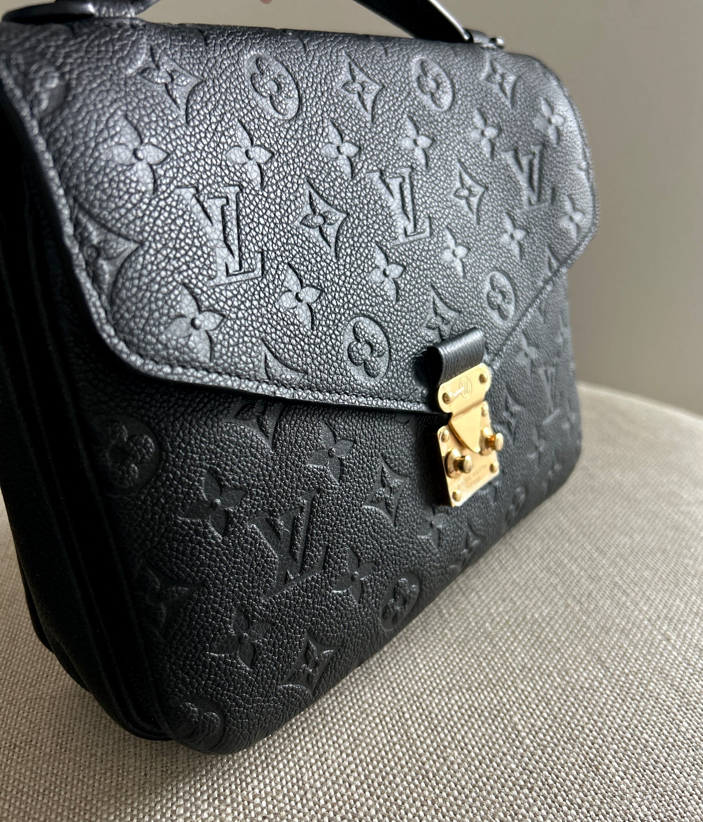 Louis Vuitton Pochette Métis