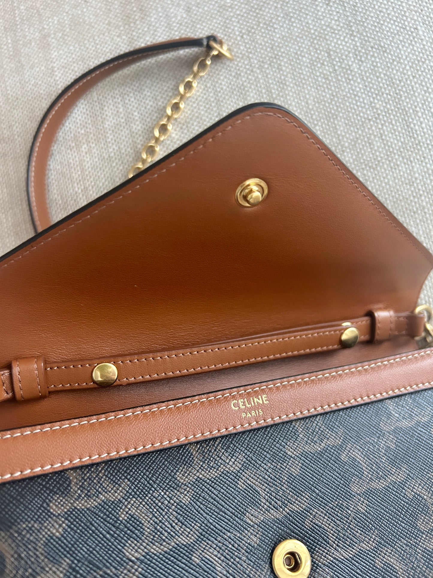Wallet On Chain Margo In Triomphe Canvas and Calfskin