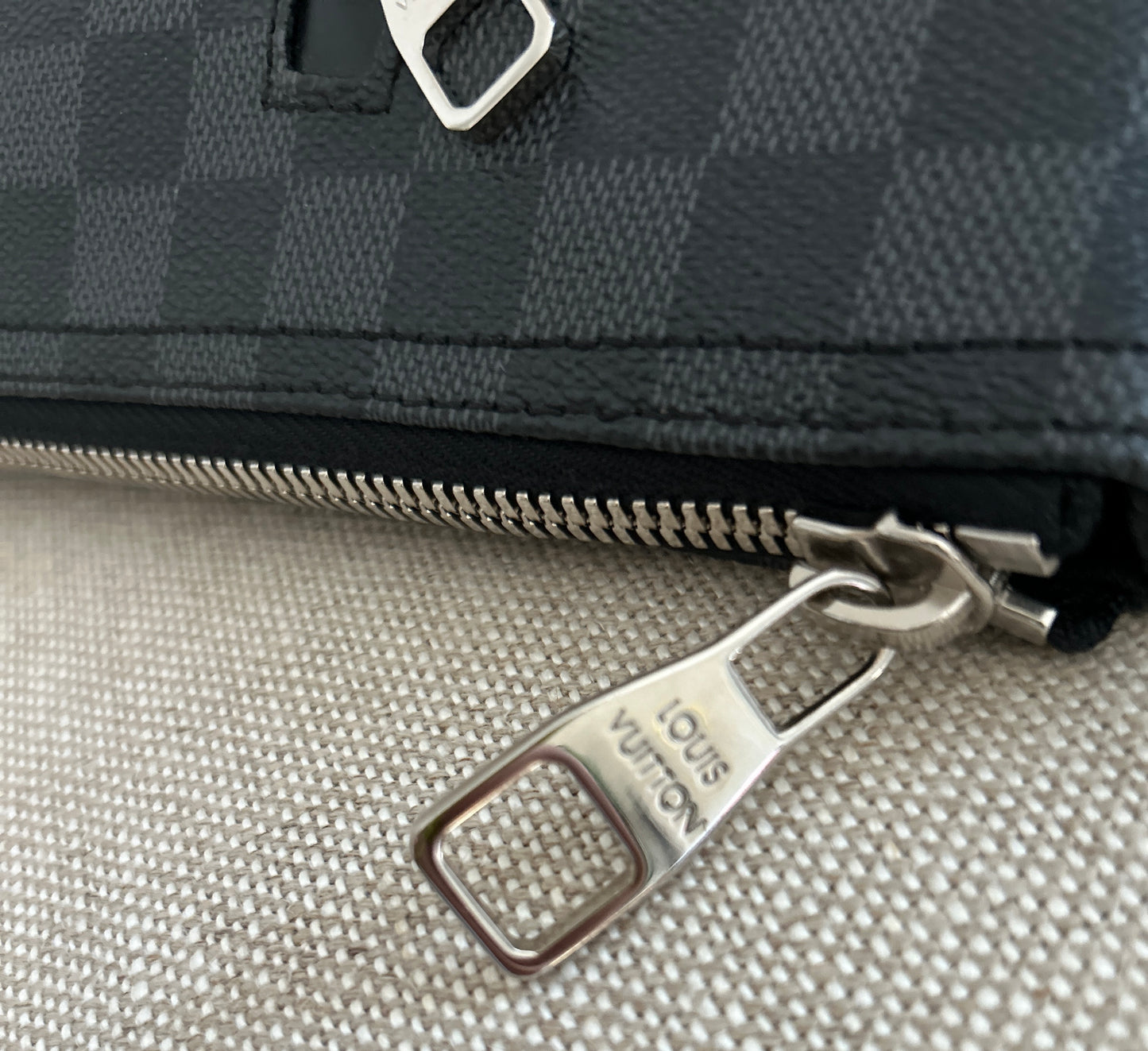 Louis Vuitton Mick PM in Damier Graphite