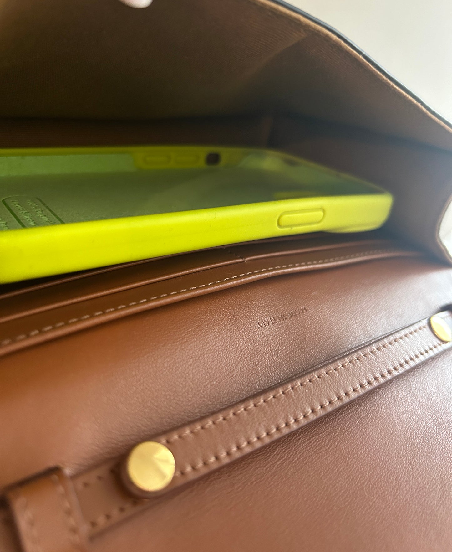 Wallet On Chain Margo In Triomphe Canvas and Calfskin