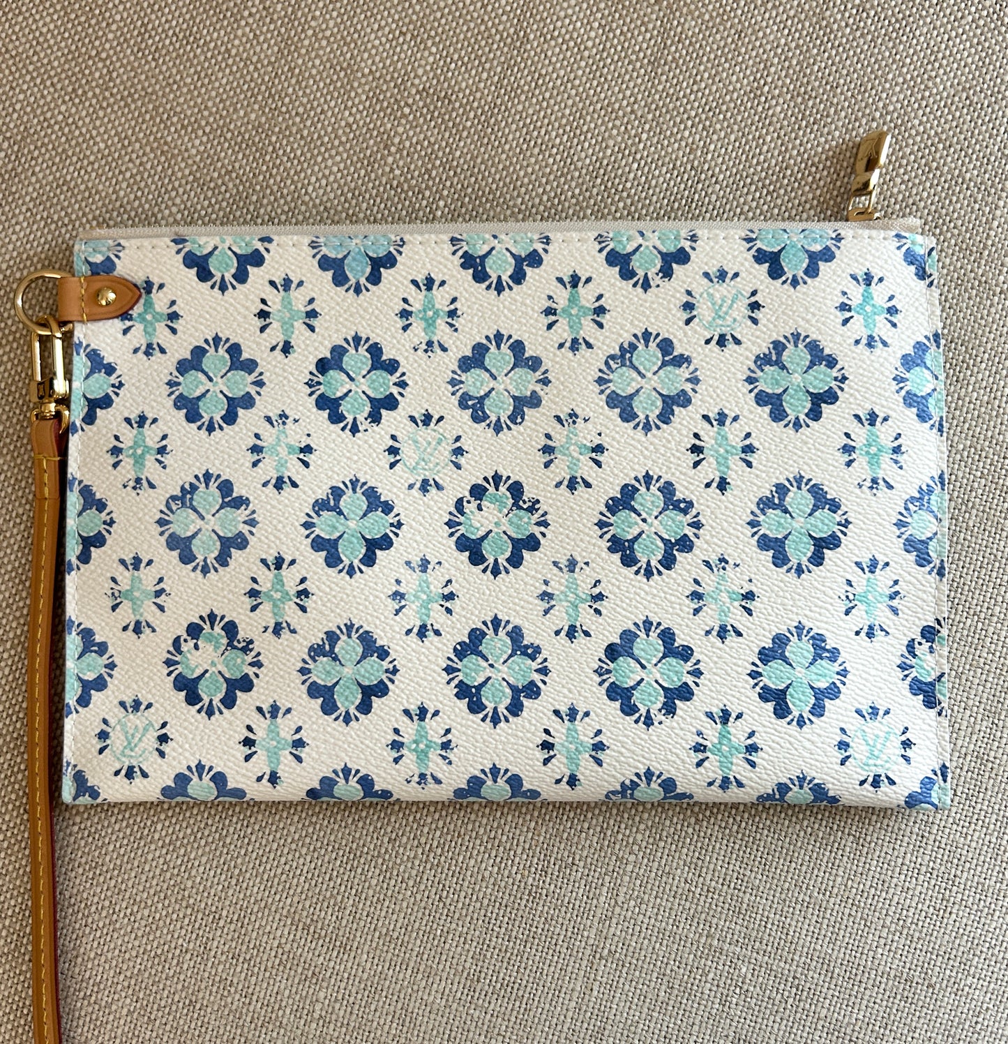 Louis Vuitton Neverfull By The Pool Lagoon -Limited Edition