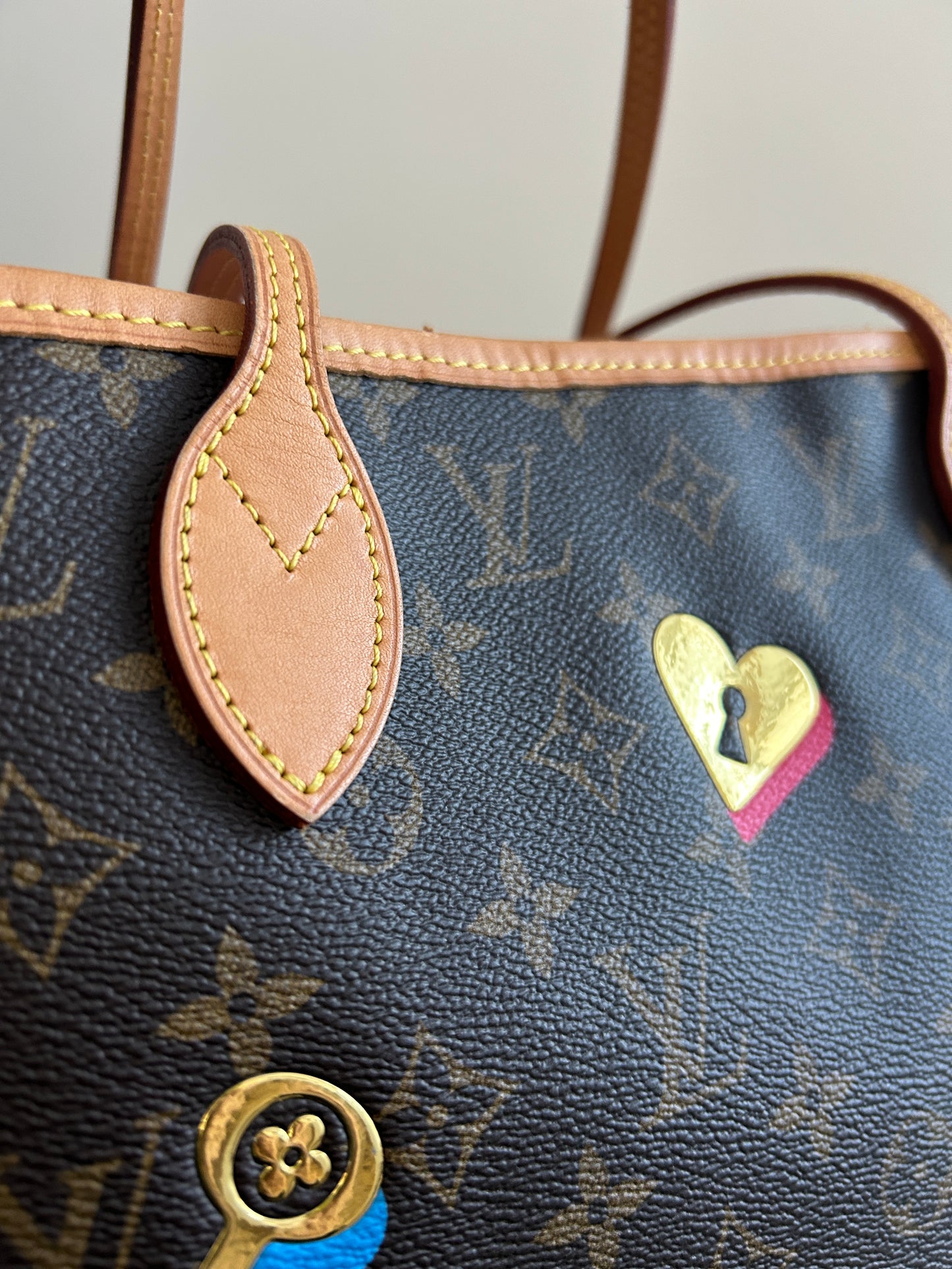 Louis Vuitton Neverfull Limited Edition Love Lock Monogram MM