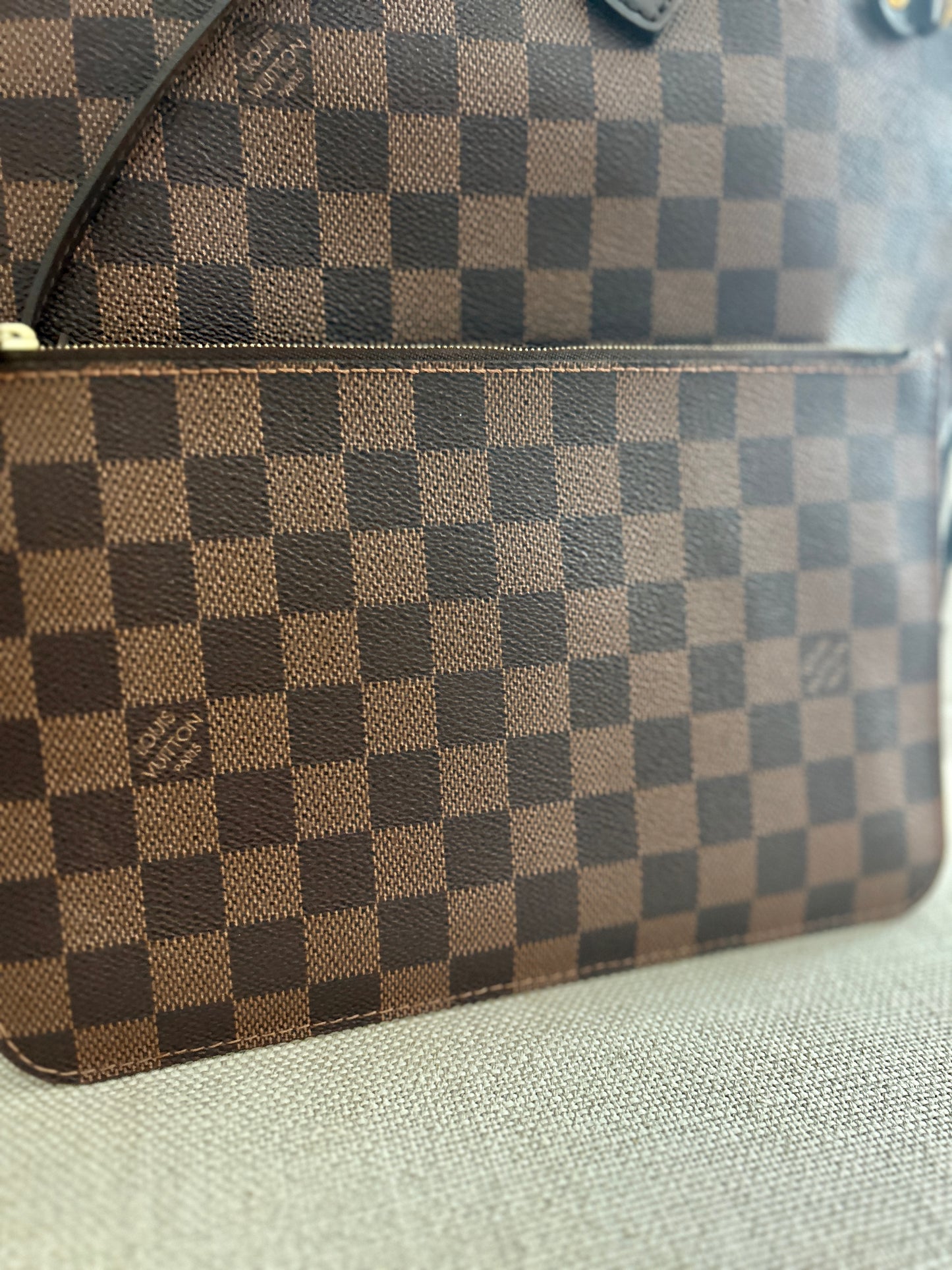 Louis Vuitton Neverfull MM in Eben /with Pochette (pouch)