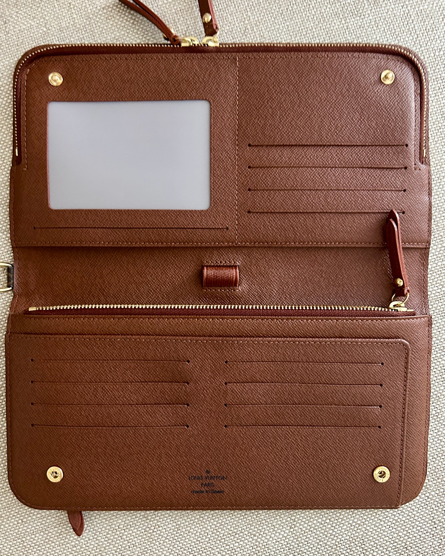 LOUIS VUITTON
Monogram Insolite Organizer Wallet - Monogram