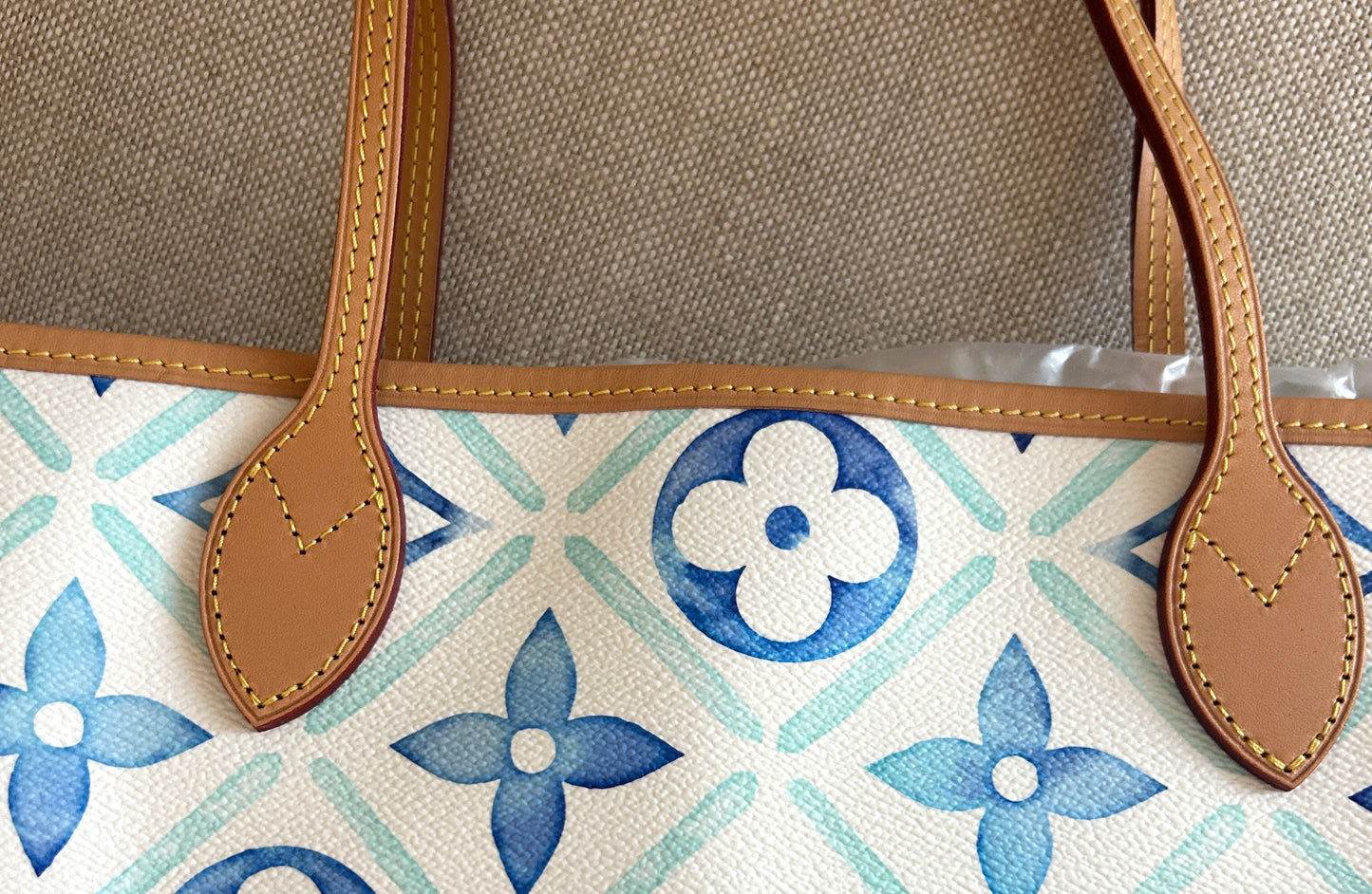 Louis Vuitton Neverfull By The Pool Lagoon -Limited Edition
