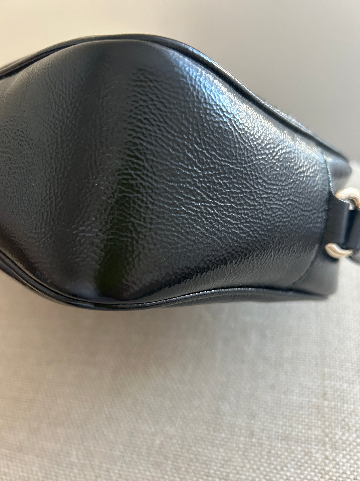 Gucci Vernice Naplack Small Soho Disco Bag Black