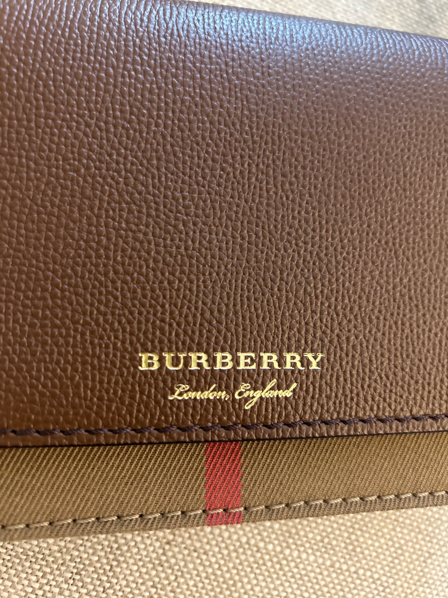 Burberry Crossbody Hampshire House Check