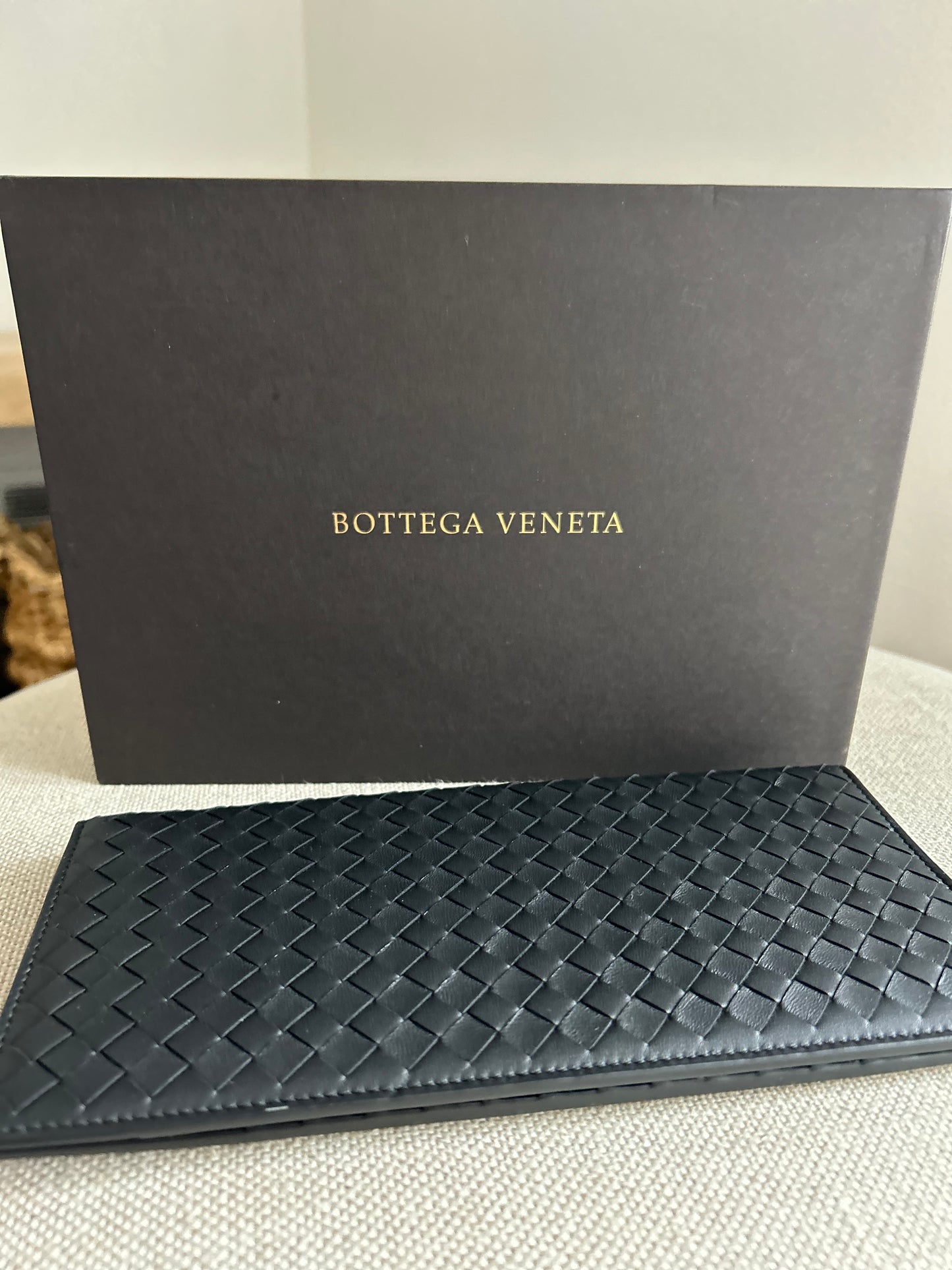 Bottega Veneta Unisex Intrecciato  Woven Black Leather Long wallet