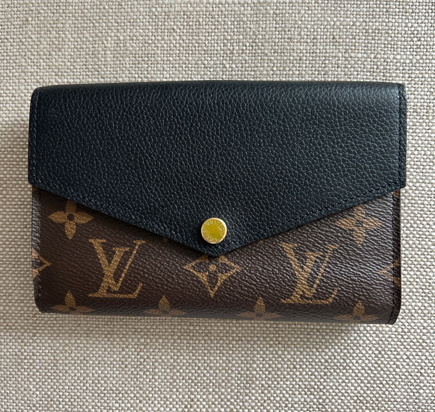 Louis Vuitton Monogram Pallas with Black