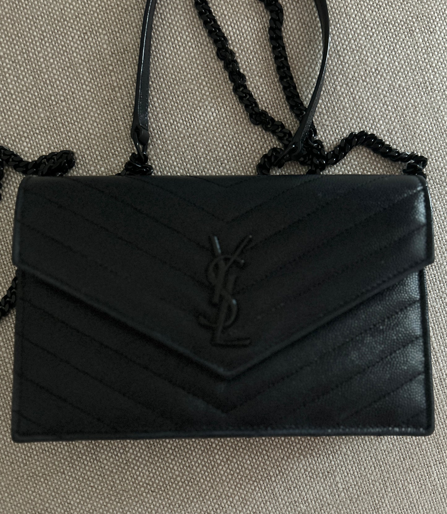 YSL Grain De Poudre Matelasse Chevron Monogram Monochrome Envelope Chain Wallet Black