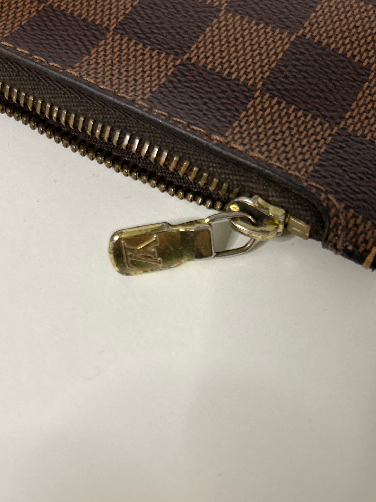 Louis Vuitton Damier Ebene Pochette MM size