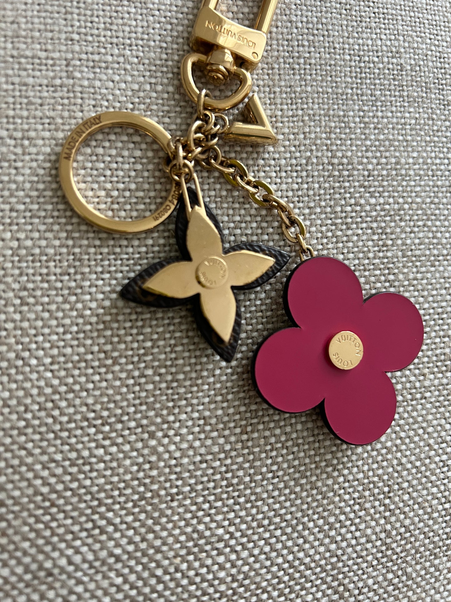 Louis Vuitton Blooming Flowers Bag Charm/Key Holder