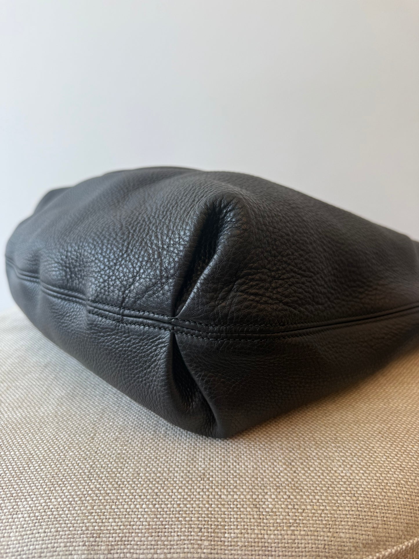 Gucci  Black Pebbled Leather Soho Hobo Bag
