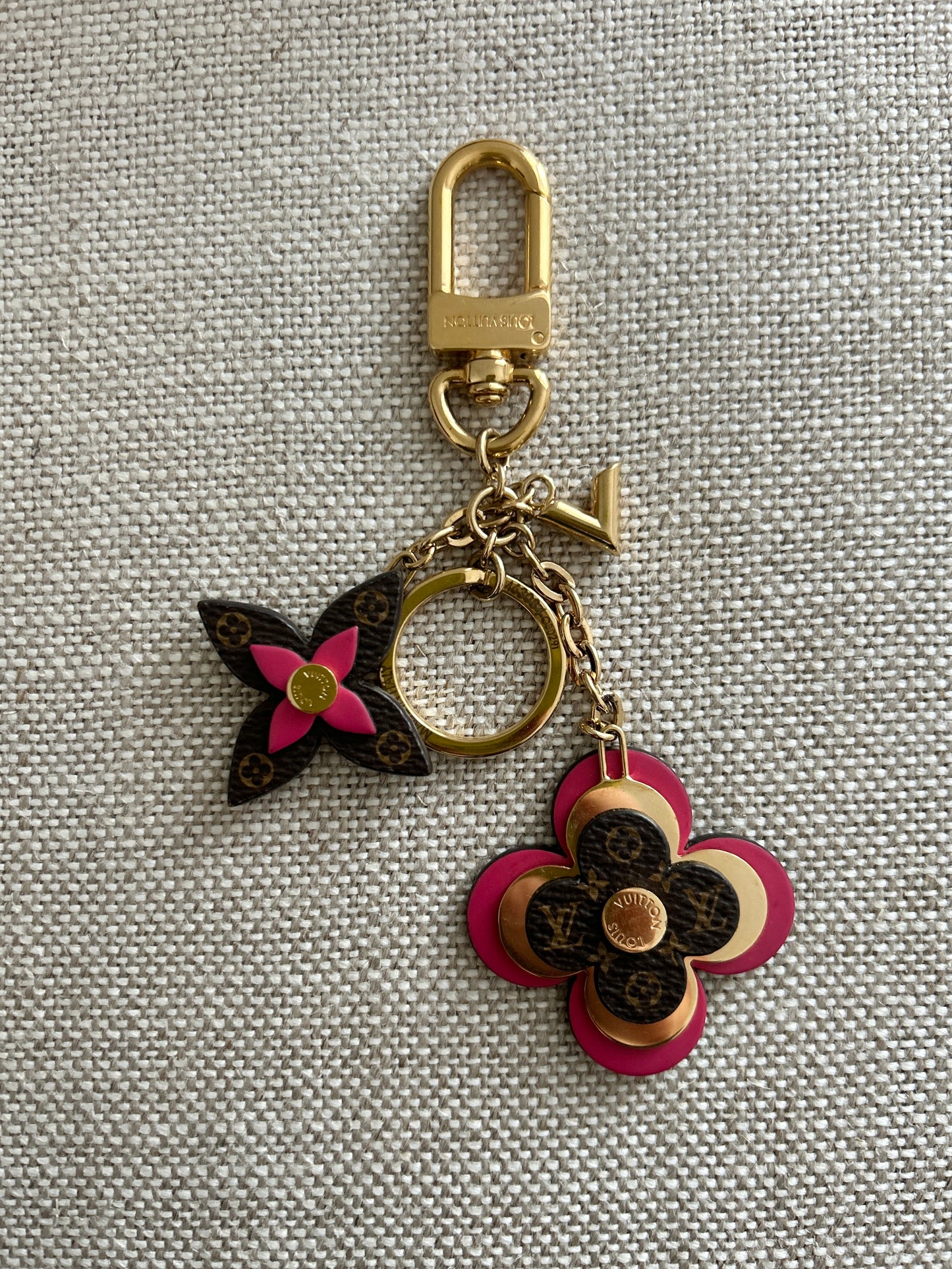 Louis Vuitton Blooming Flowers Bag Charm/Key Holder