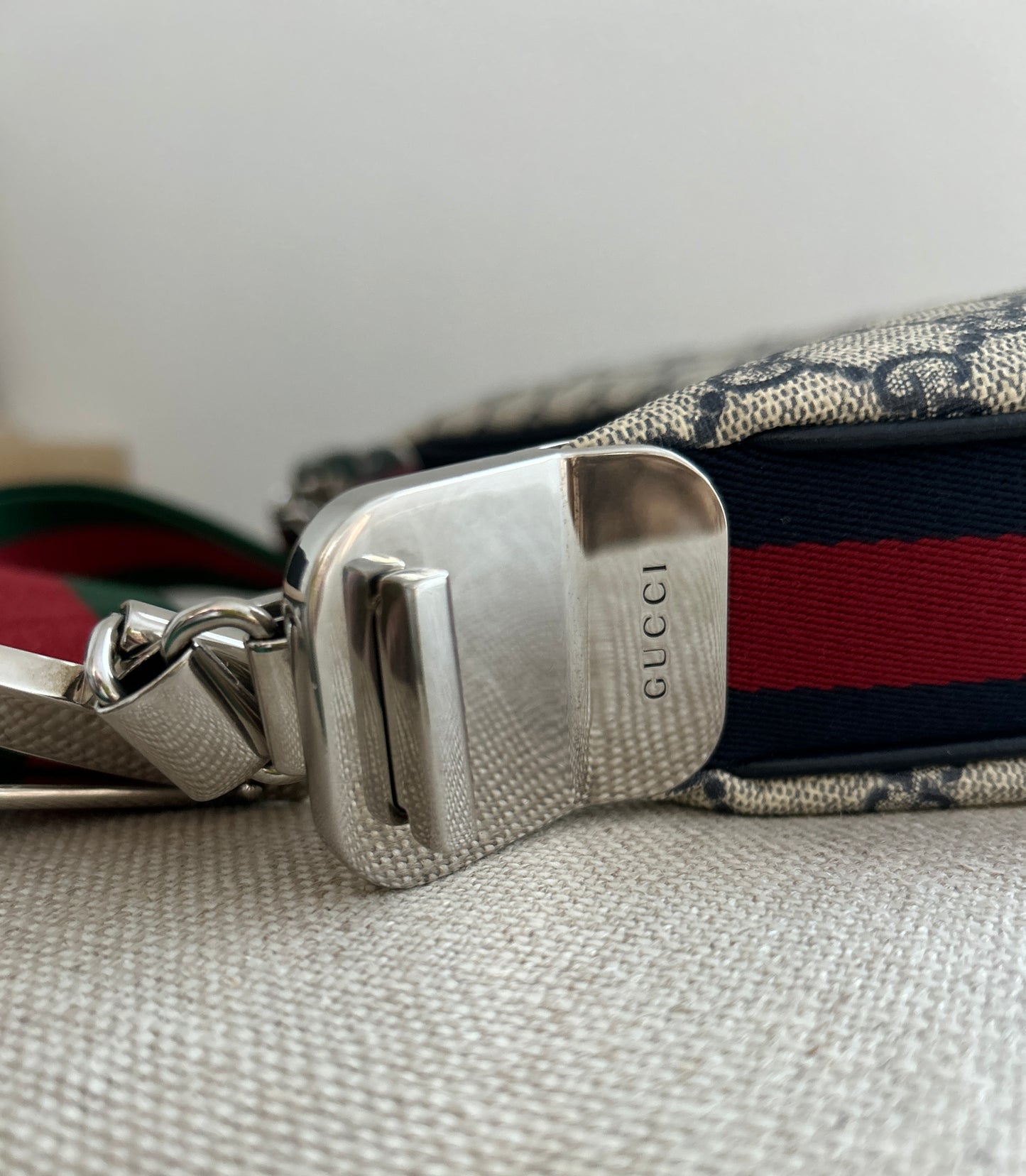 Gucci Attache Medium Shoulder Bag