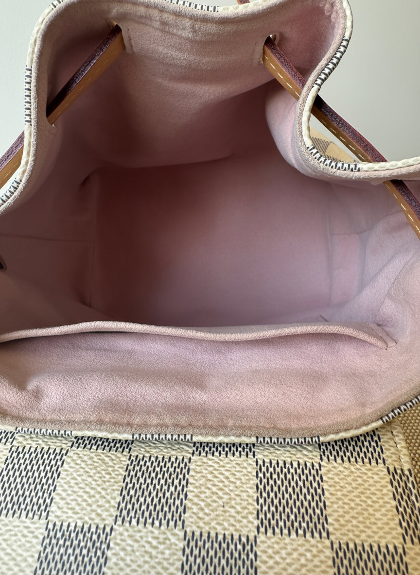 Louis Vuitton
Damier Azur Sperone BB