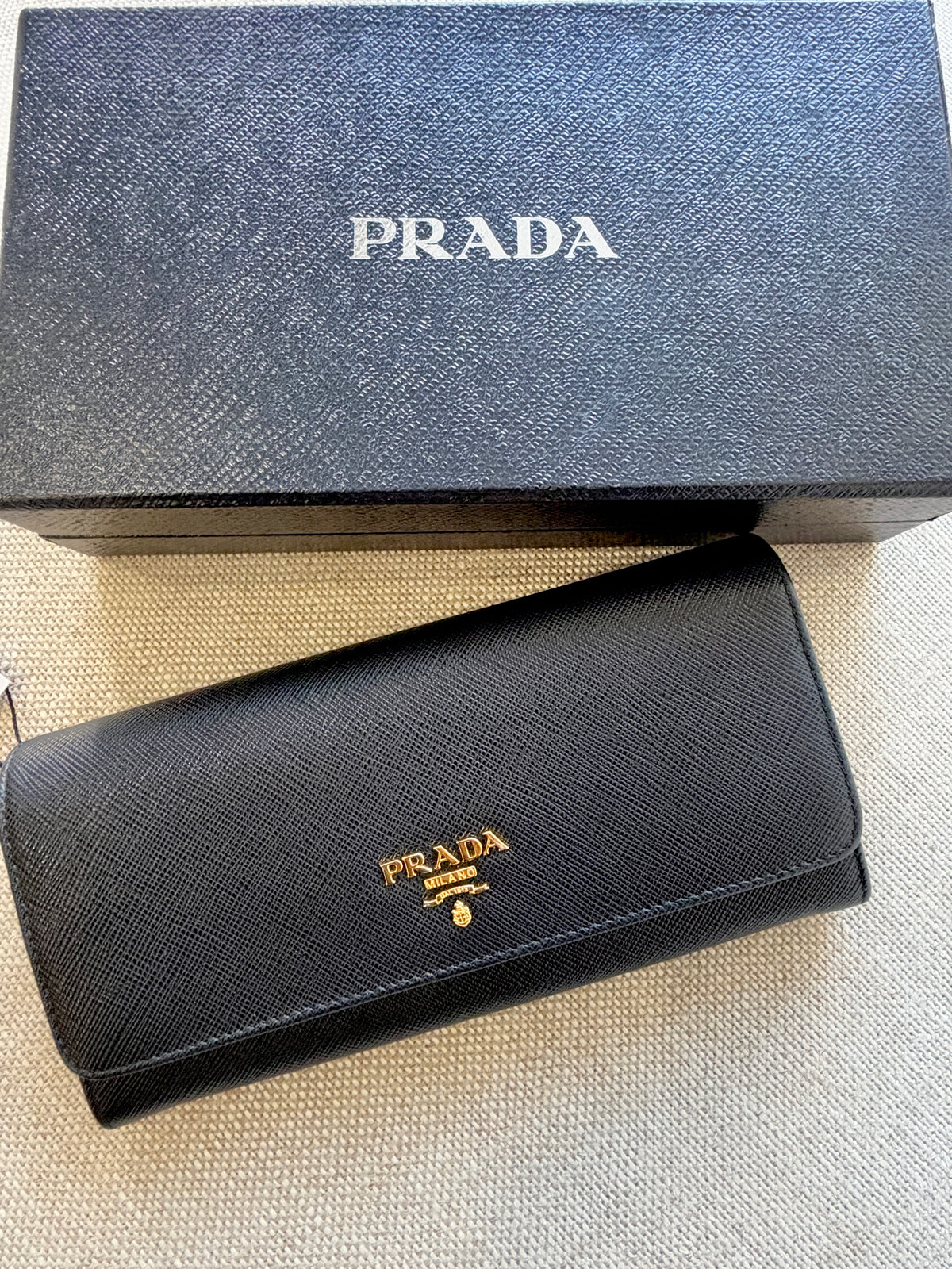 Prada Saffiano Leather Continental Wallet Black + Detachable ID Holder. With original box