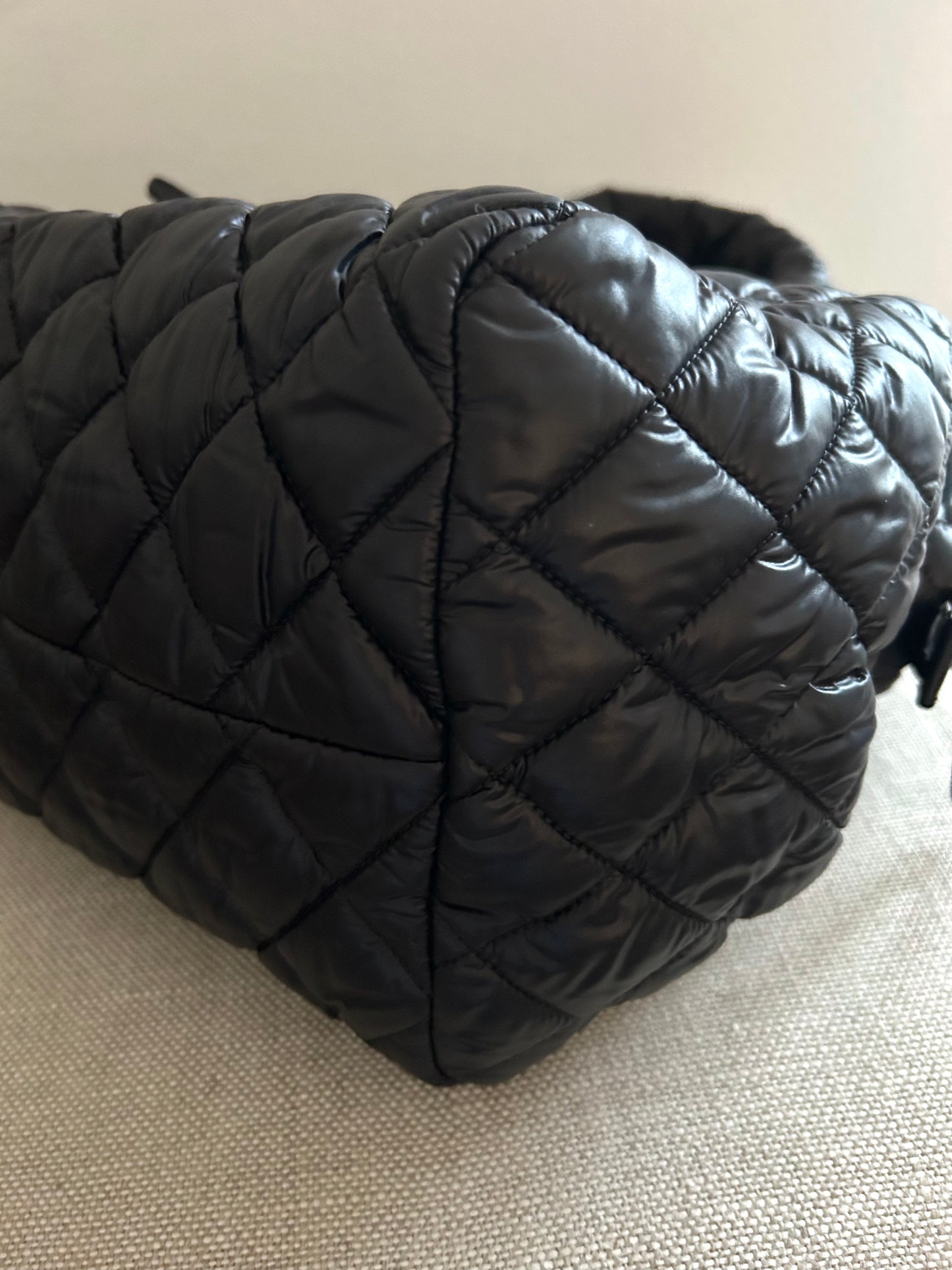 Chanel Cocoon Handbag In Black Quilted - Nylon