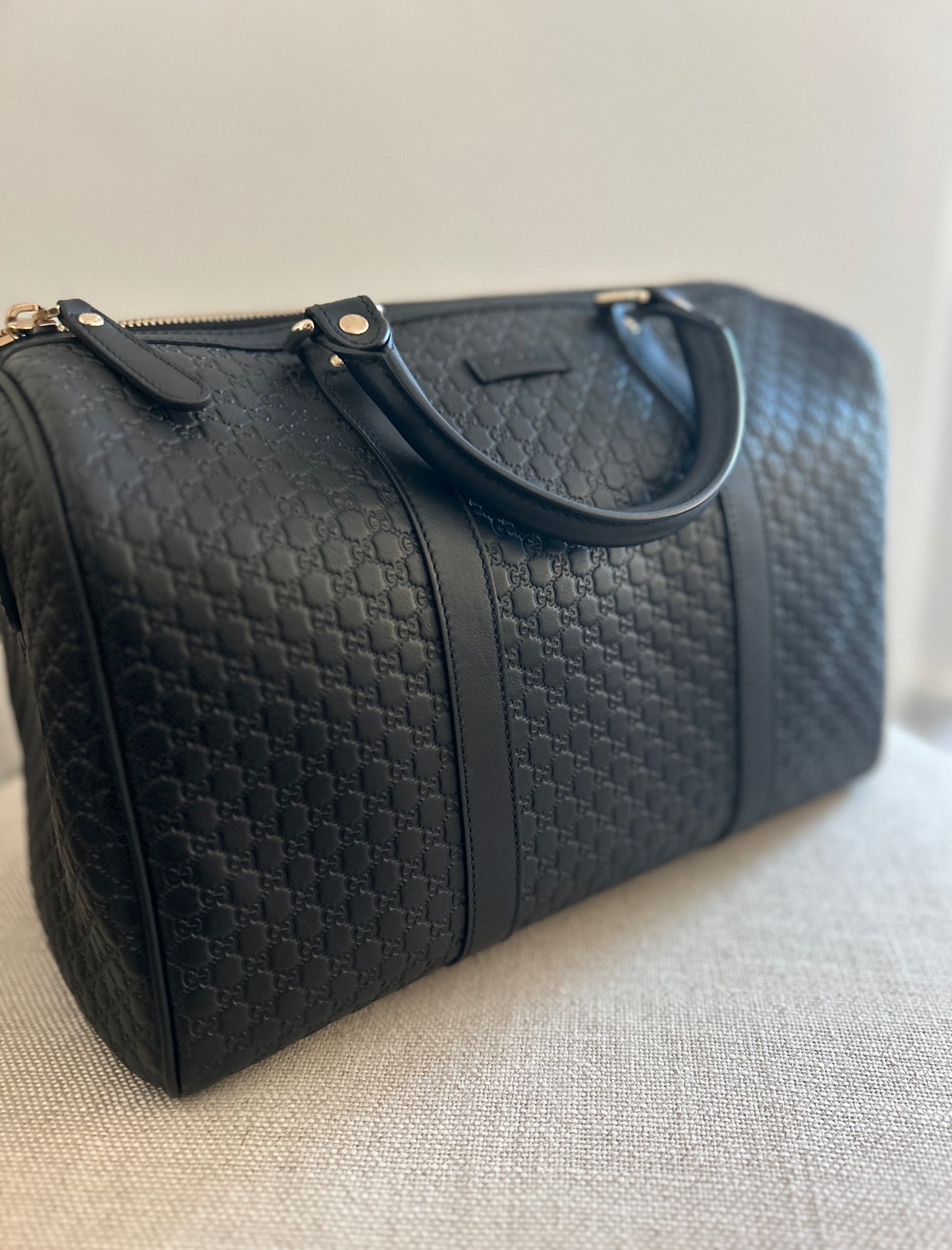 Gucci Microguccissima Boston Bag - Black