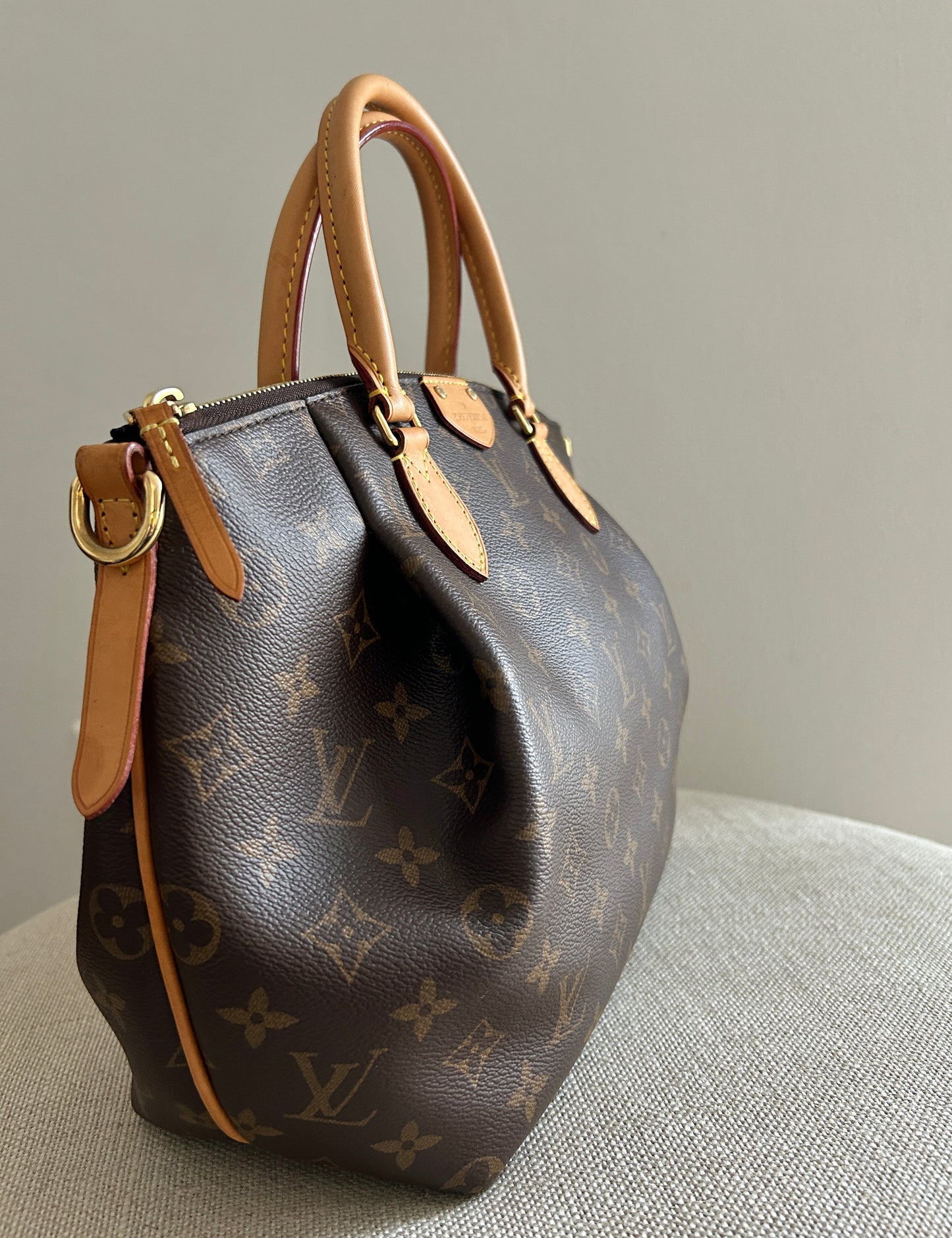 Louis Vuitton Turenne PM size