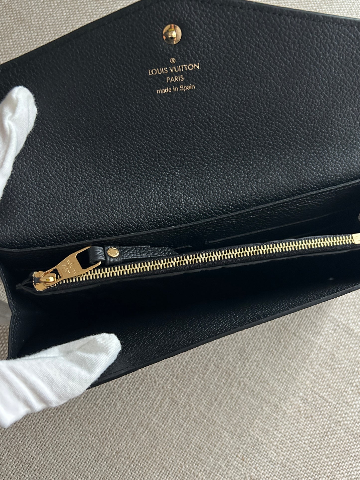 Louis Vuitton Sarah Wallet in Black Empreinte