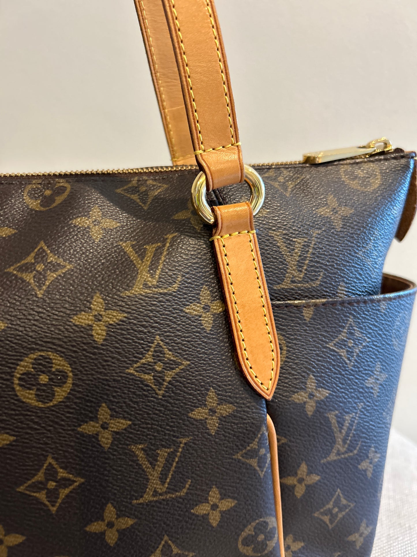 Louis Vuitton Totally PM