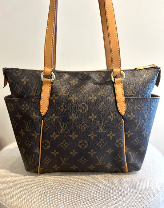 Louis Vuitton Totally PM