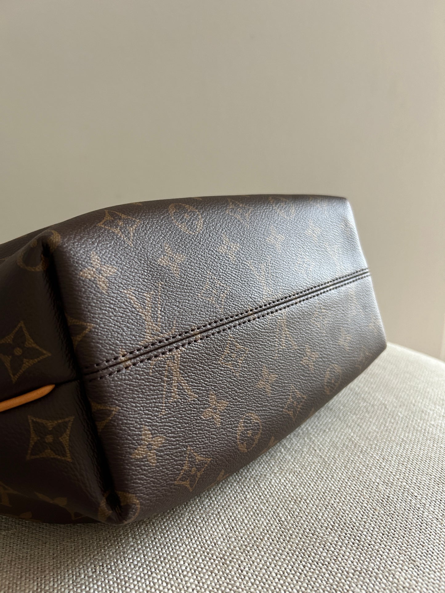 Louis Vuitton Turenne PM size