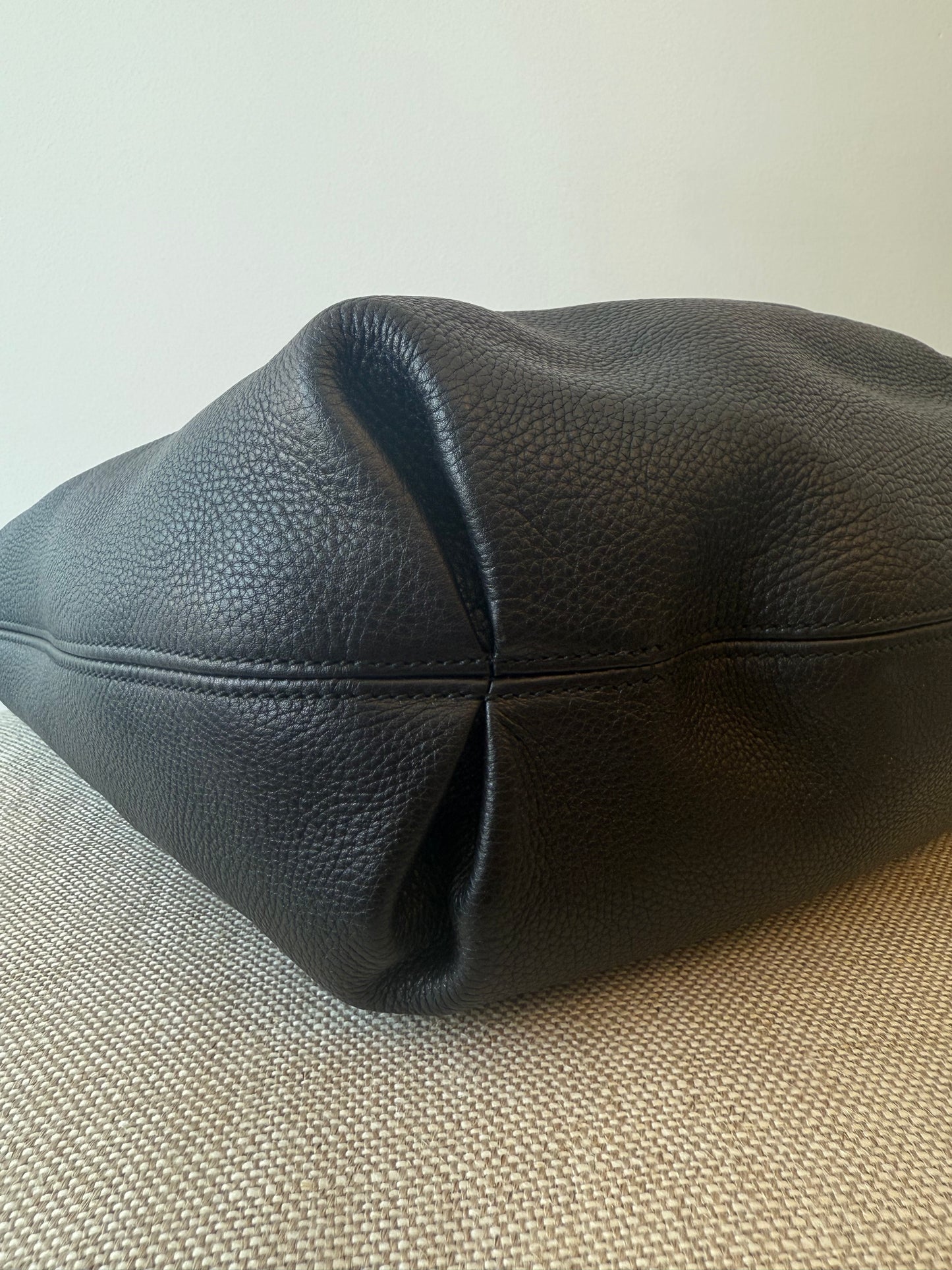Gucci  Black Pebbled Leather Soho Hobo Bag