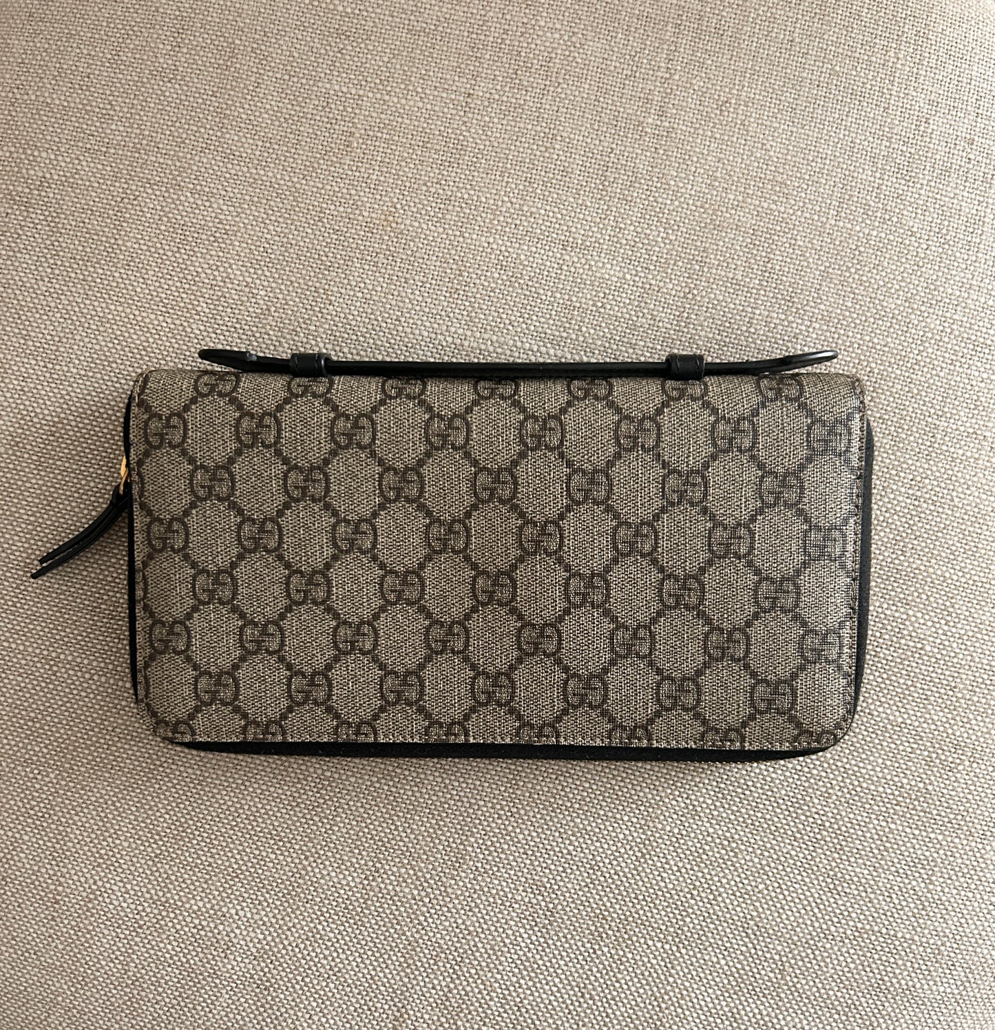 Gucci Original GG Supreme Canvas Top Handle Wallet