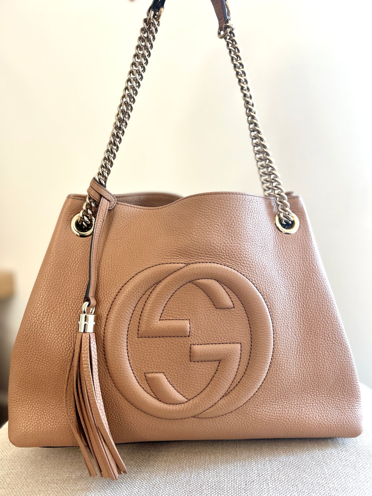 Gucci SoHo Tote in Milk Tea