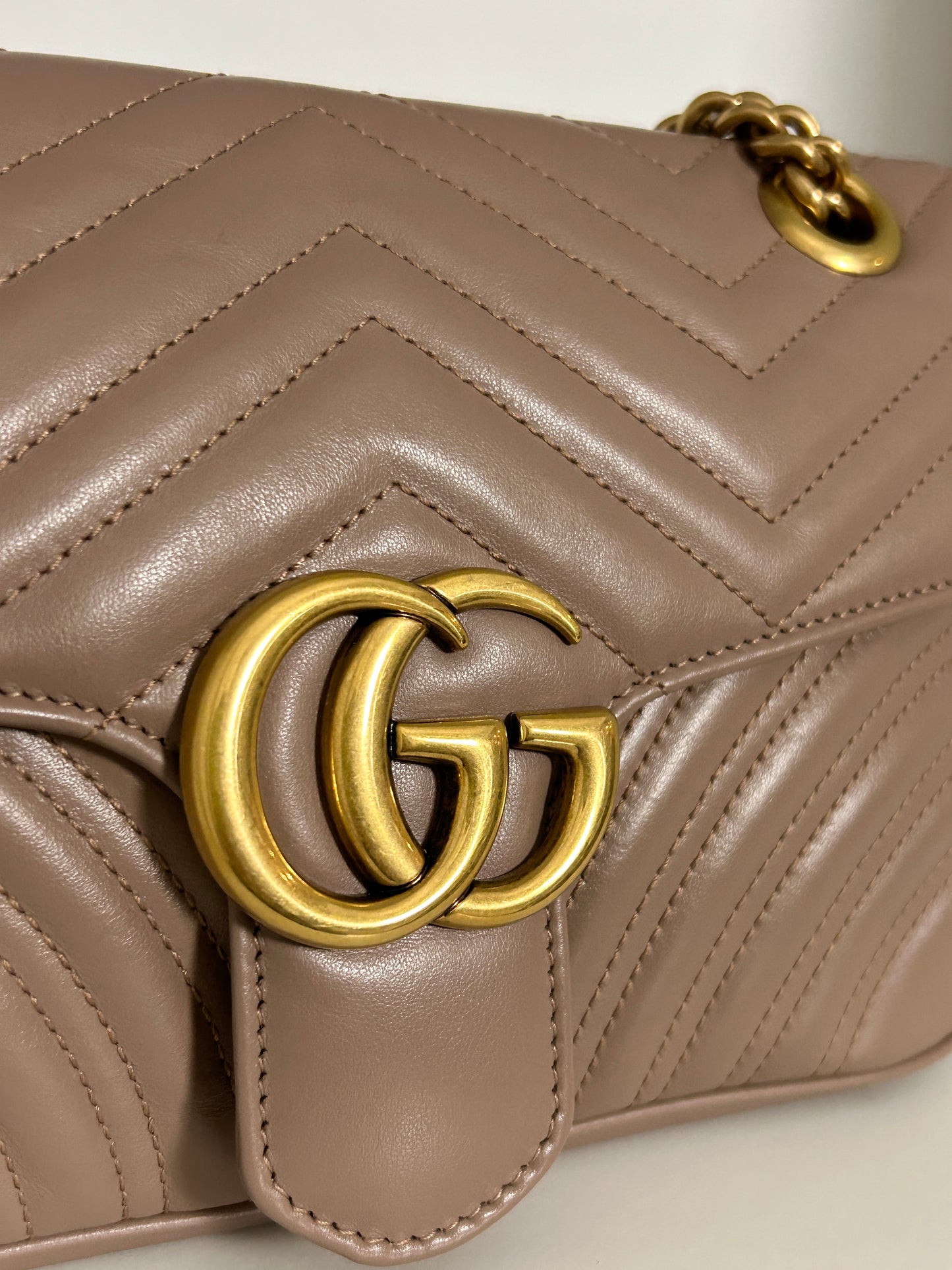 GG Marmont Small Shoulder Bag Nude / Beige