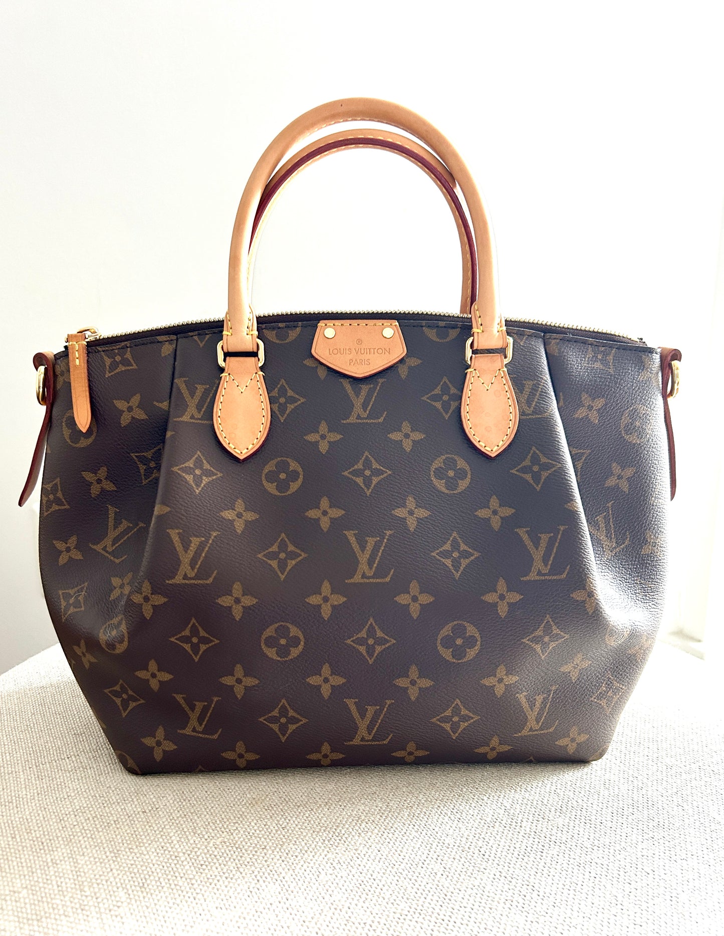 Louis Vuitton Turenne PM size