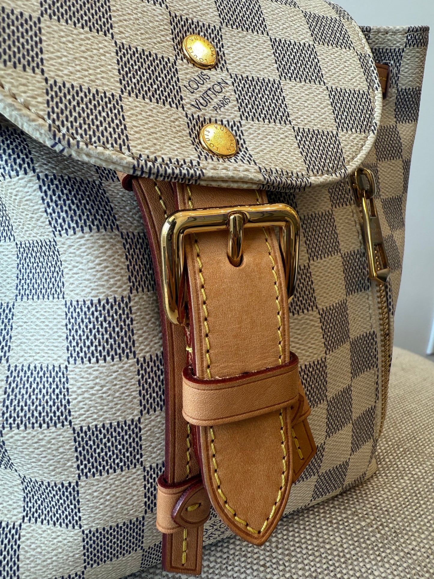 Louis Vuitton
Damier Azur Sperone BB