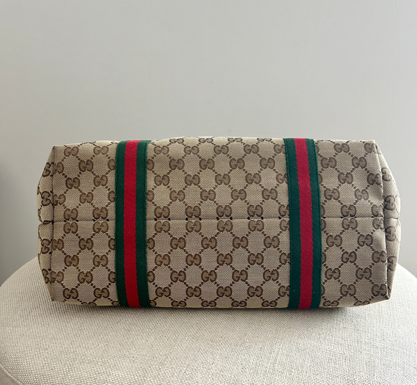 GUCCI
Jolicoeur GG Canvas Tote