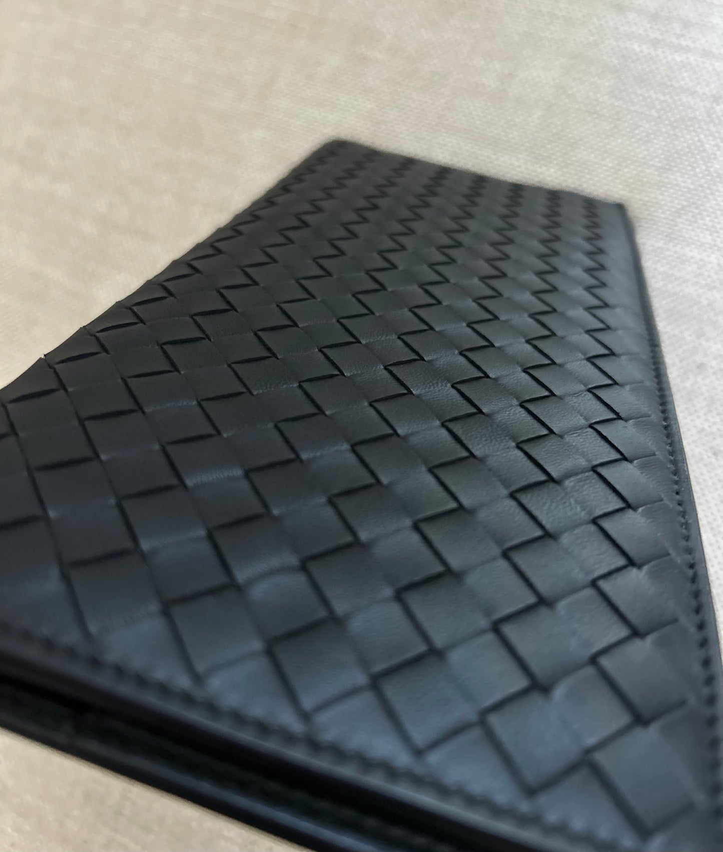 Bottega Veneta Unisex Intrecciato  Woven Black Leather Long wallet