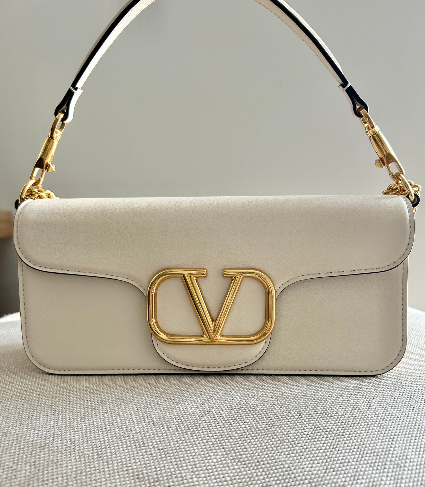 Valentino Garavani Locò shoulder bag Calfskin Leather