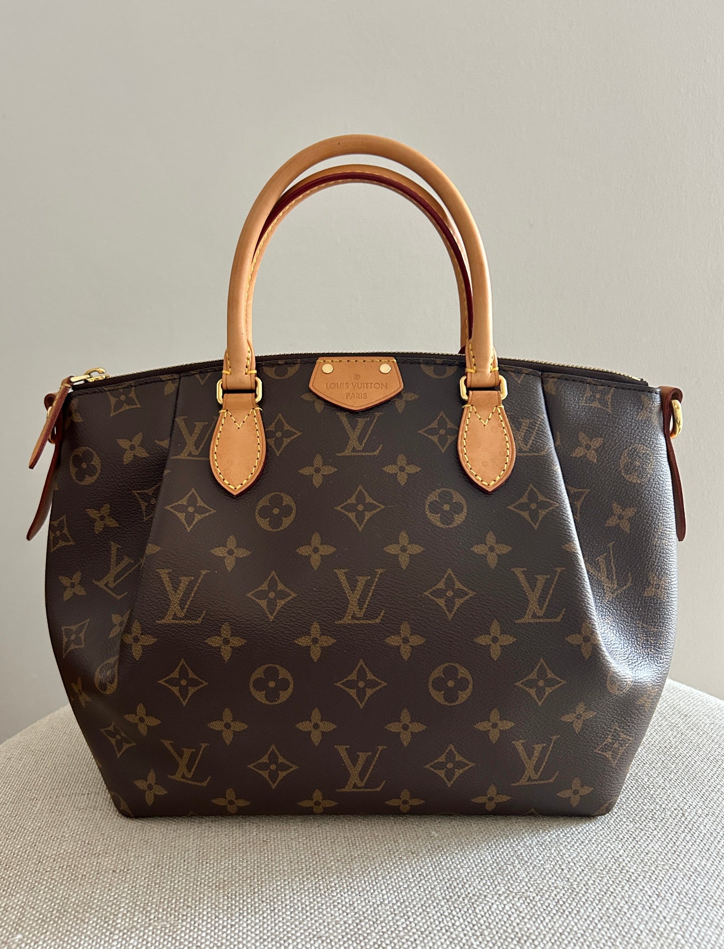 Louis Vuitton Turenne PM size