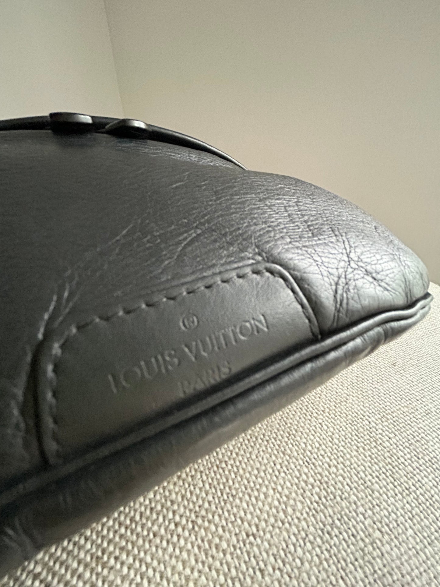 Louis Vuitton Discovery Bum Bag