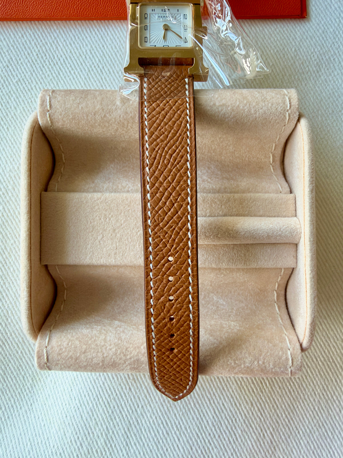 Hermès Heure H Watch Brown Epsom Leather Gold HH1.201 Ladies 21mm Original Box, Factory Film  - Unworn / Authentic (retail $4,250.00)