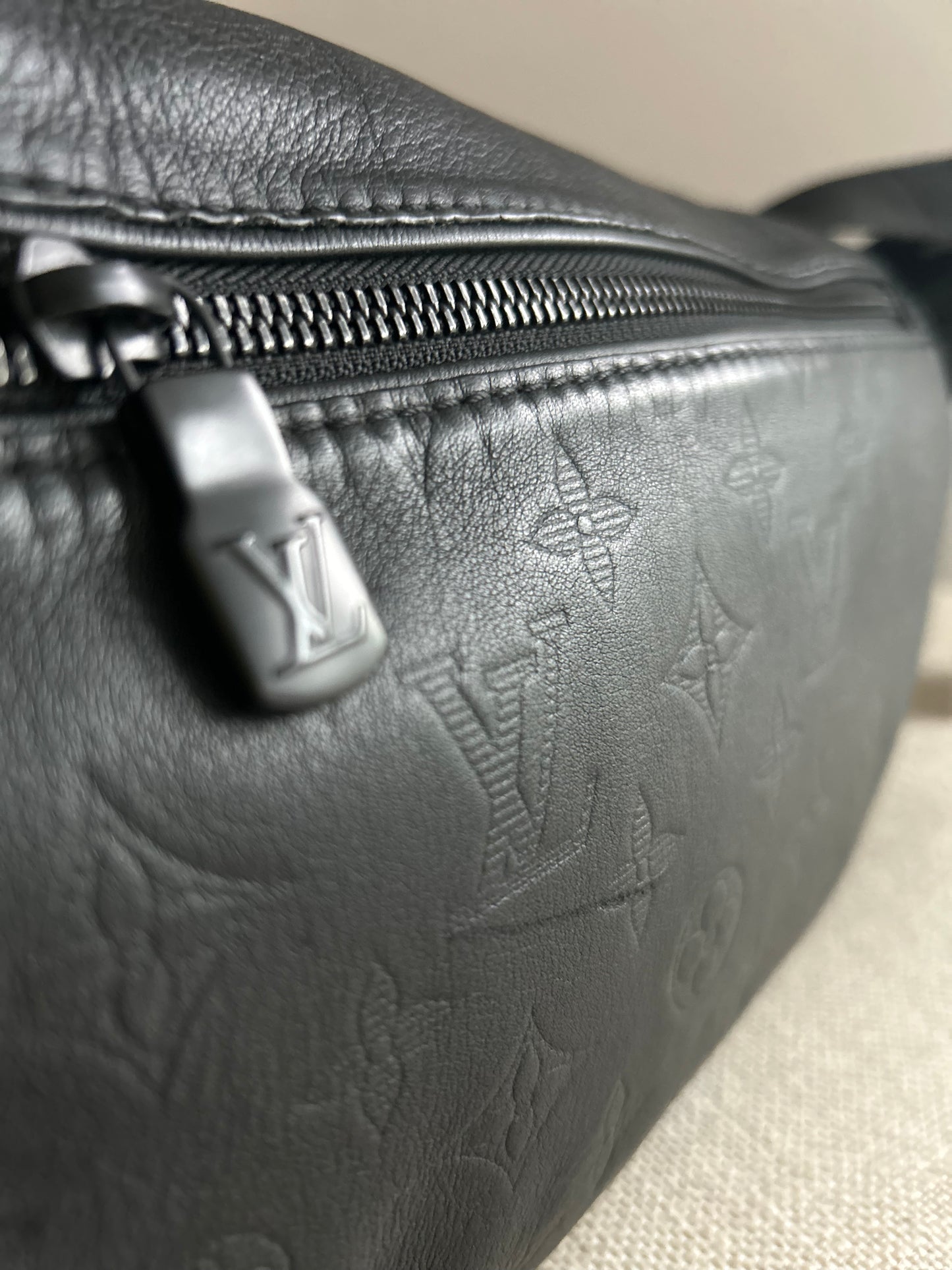 Louis Vuitton Discovery Bum Bag