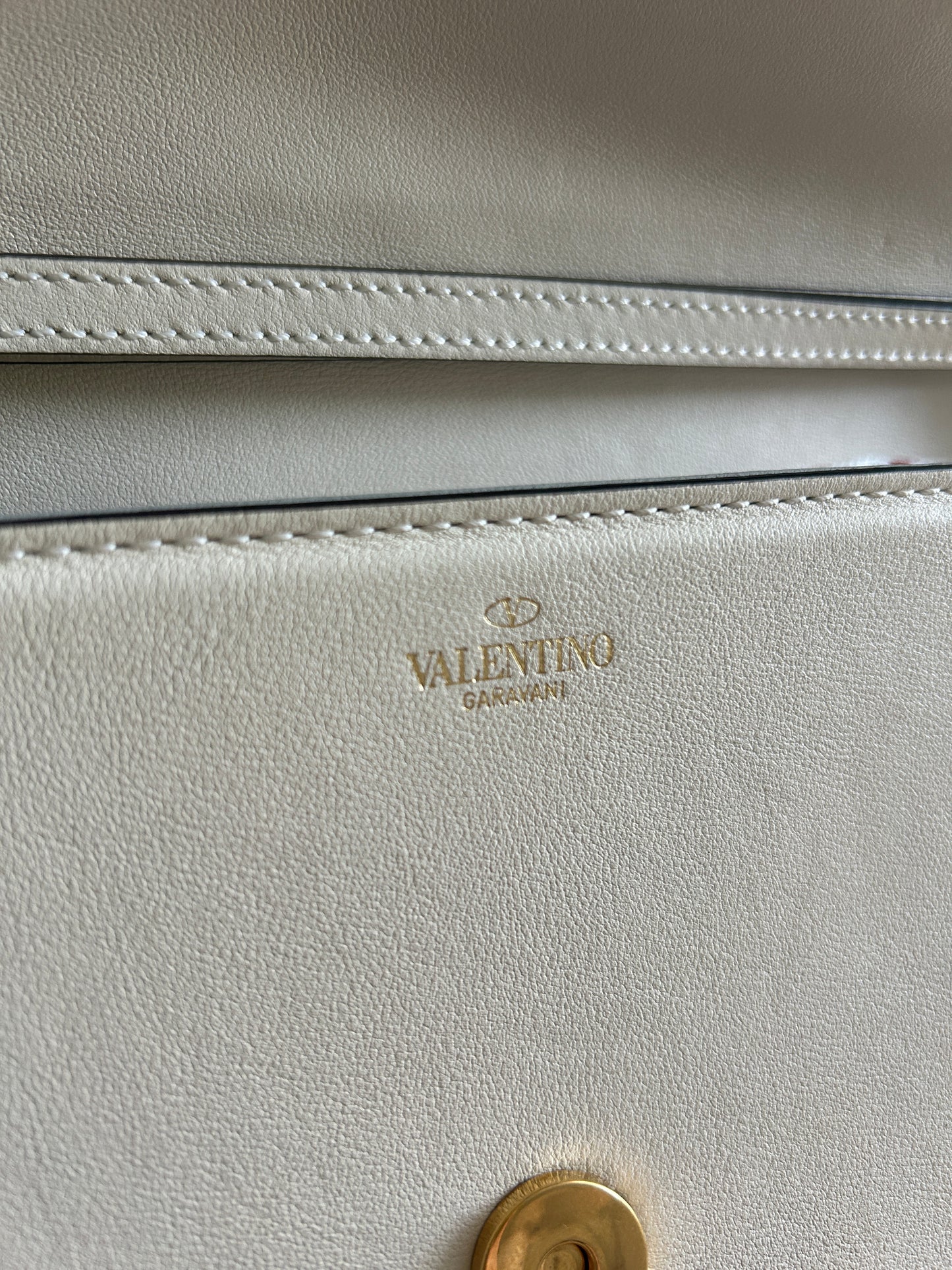 Valentino Garavani Locò shoulder bag Calfskin Leather