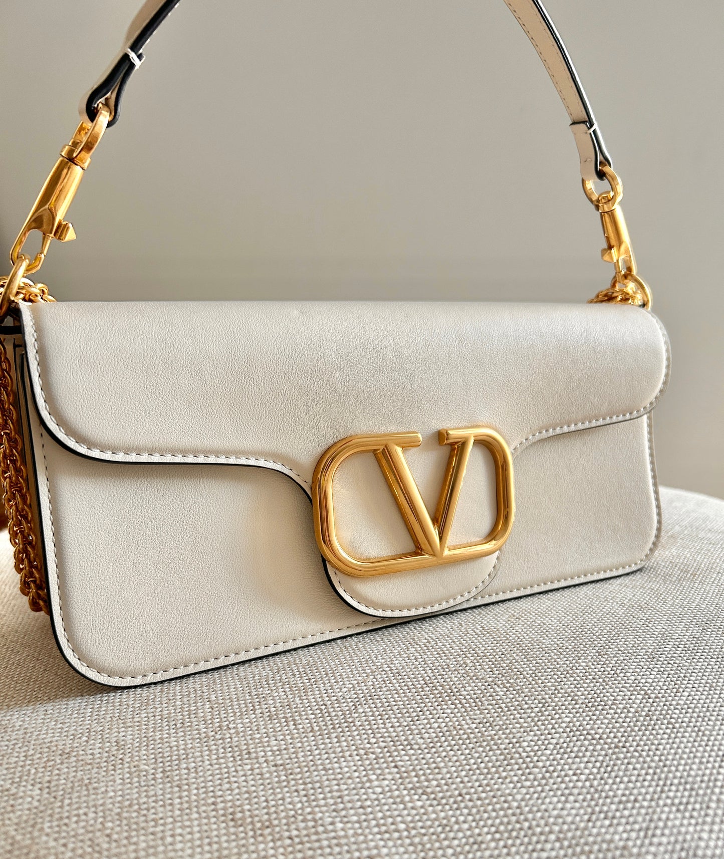 Valentino Garavani Locò shoulder bag Calfskin Leather