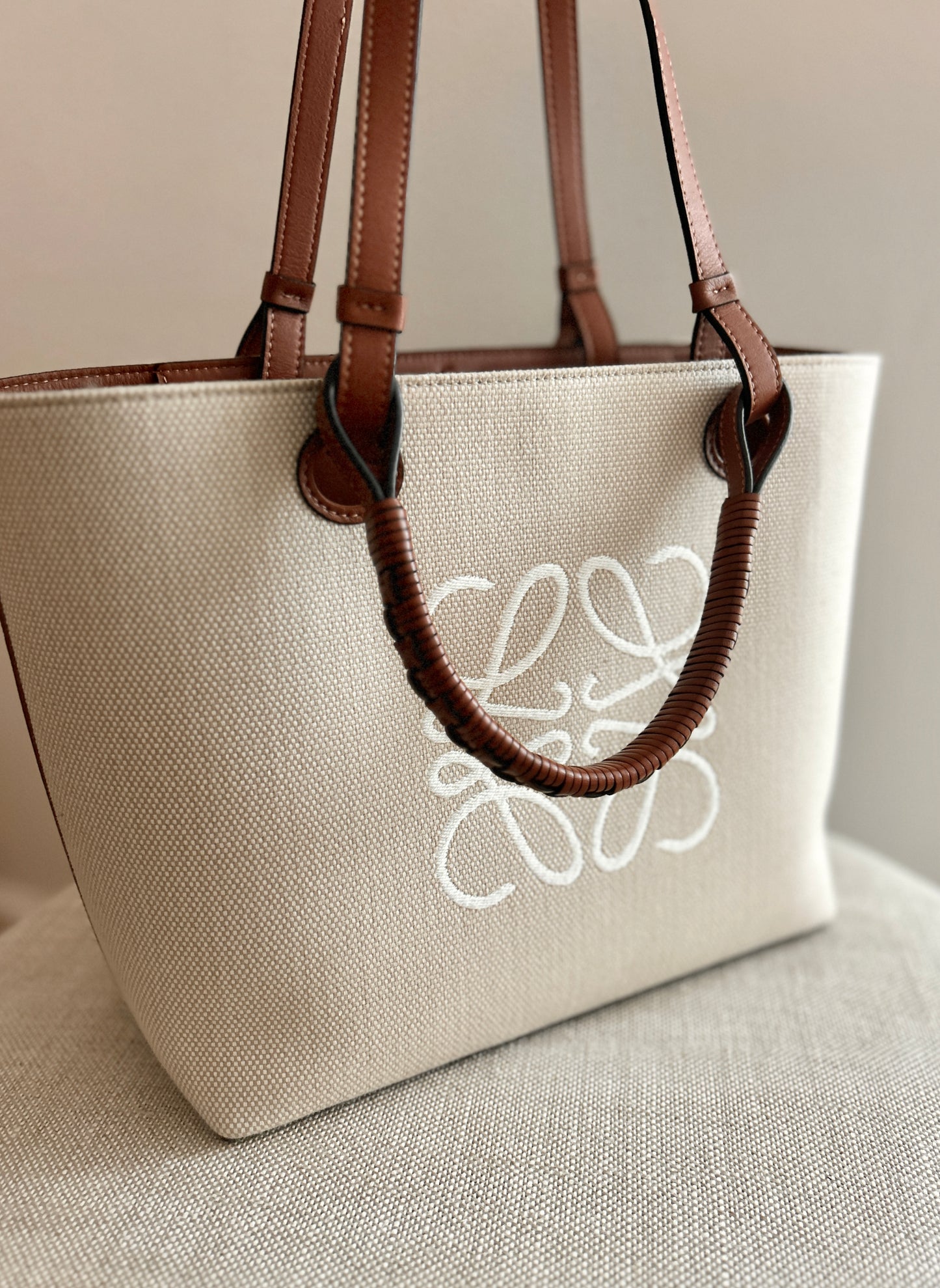 Loewe Small Anagram Canvas Tote Ecru - Tan