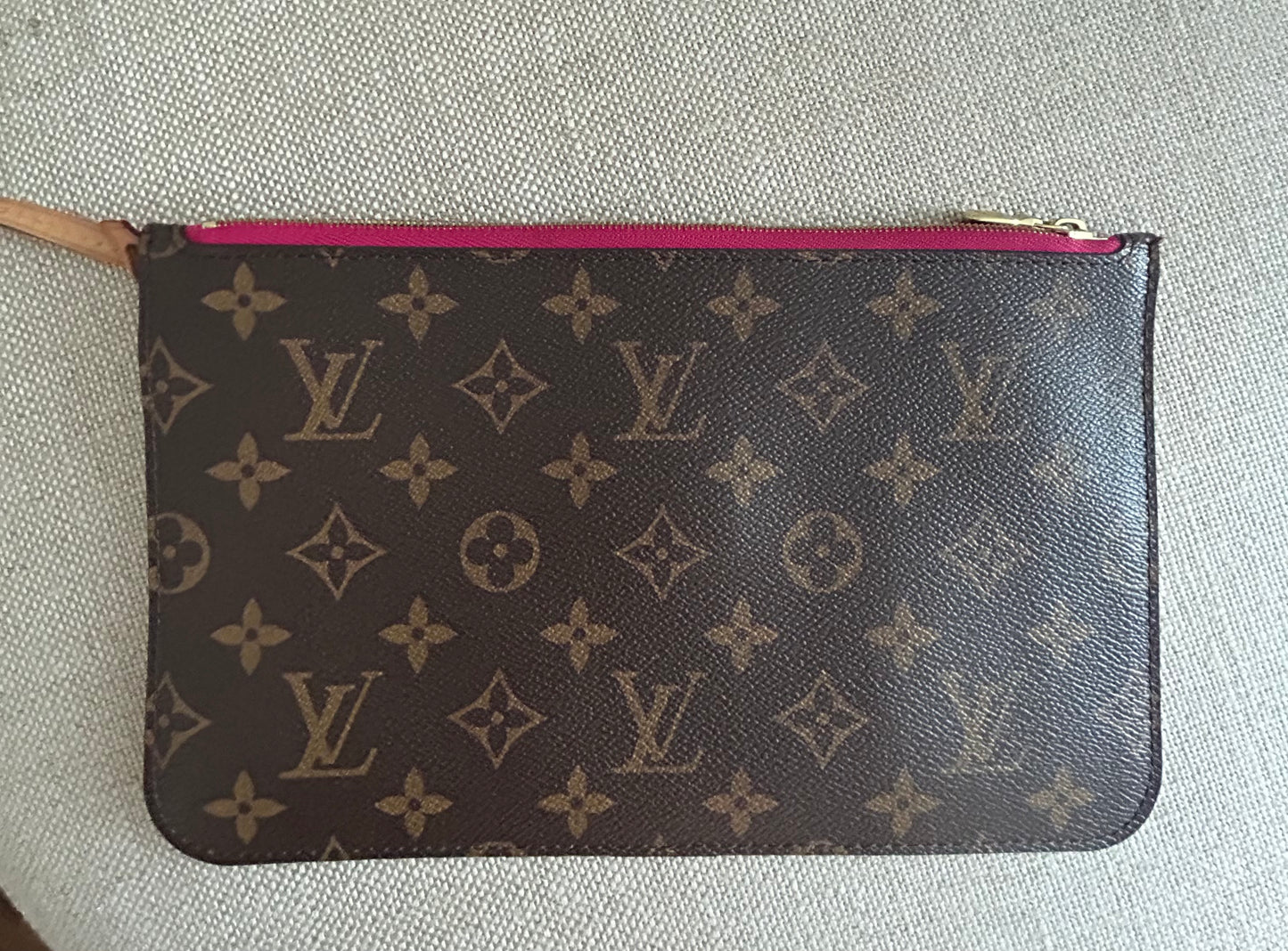 Louis Vuitton Monogram Neverfull MM (Pivone Interior) With Pochette (pouch)